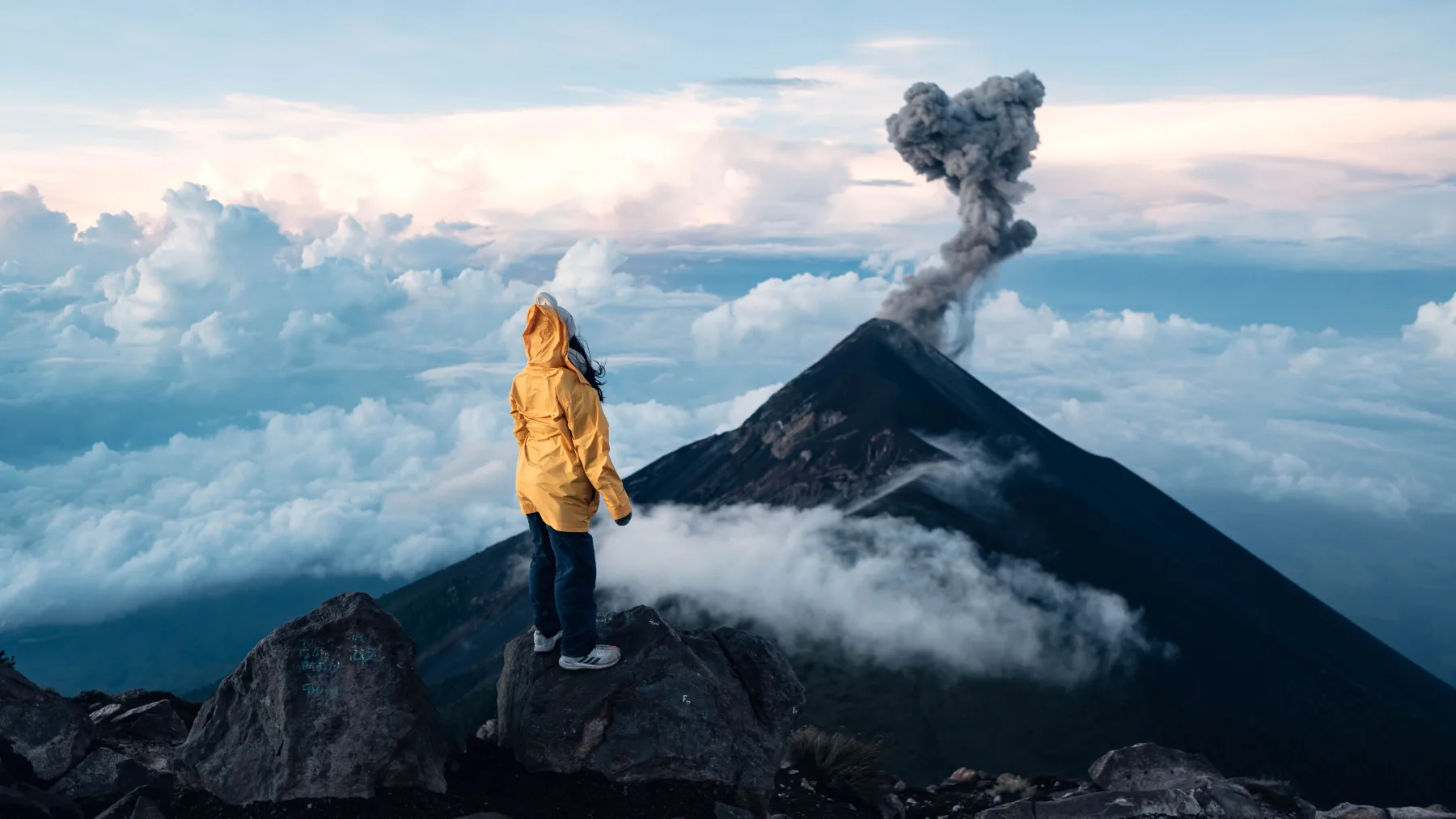 Volcanes vistos desde Hobbitenango