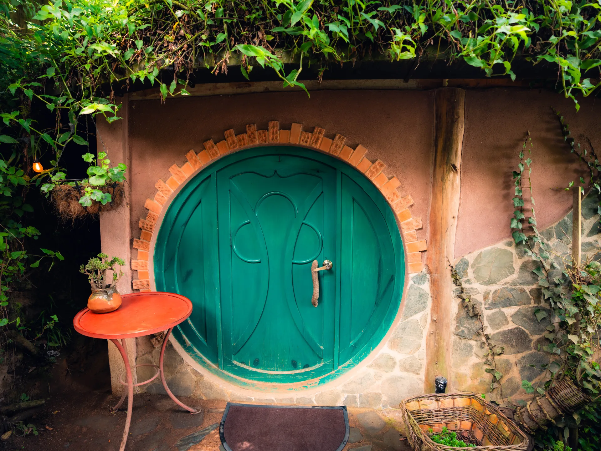 Cala Esmeralda green door